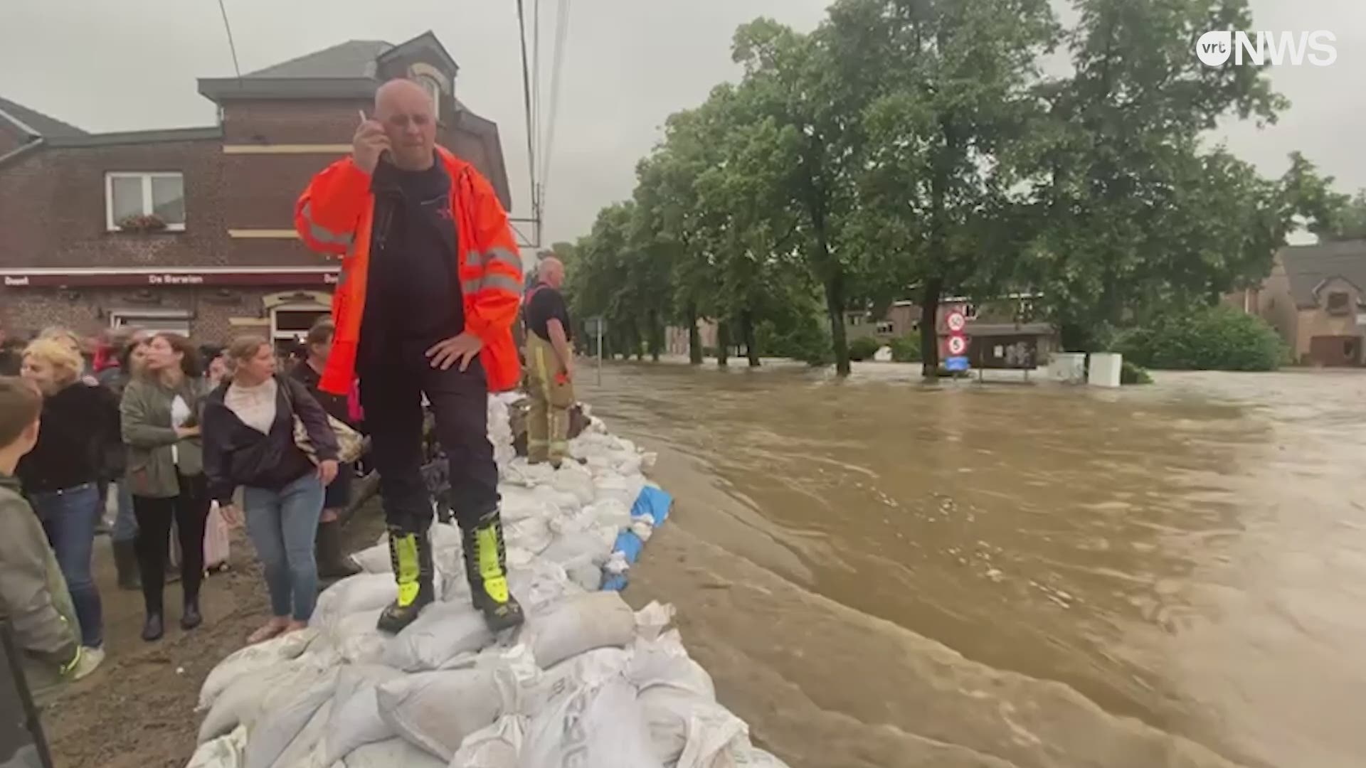 Zware Wateroverlast In Voeren Rivier Berwijn Buiten De Oevers