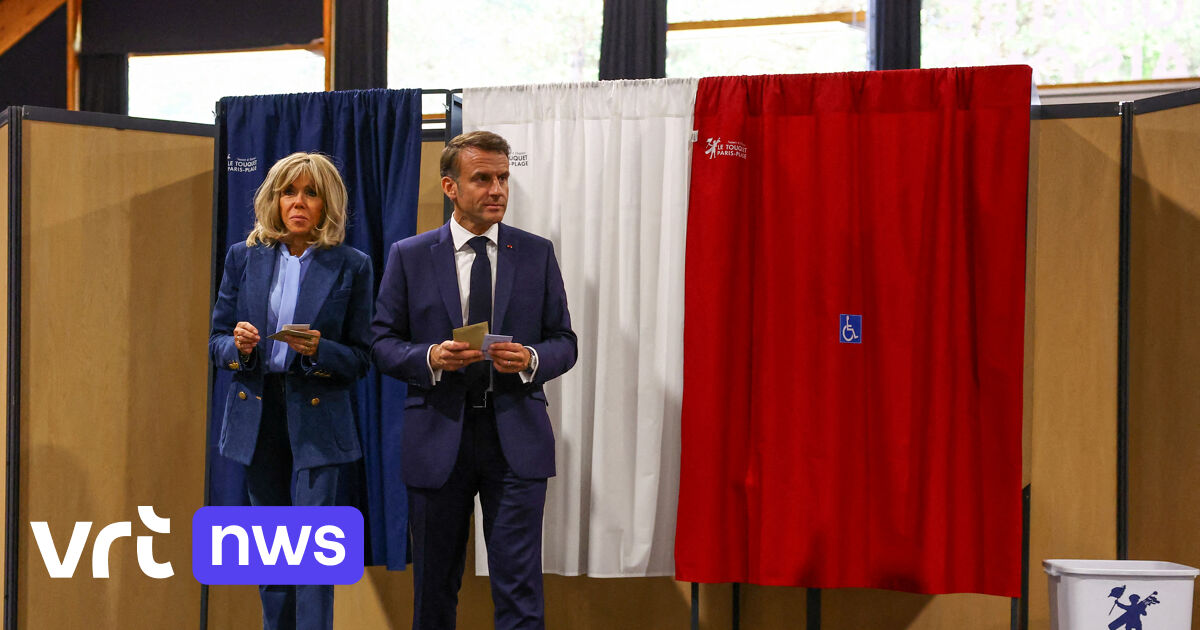 Franse President Macron Ontbindt Parlement En Roept Op Tot Nieuwe