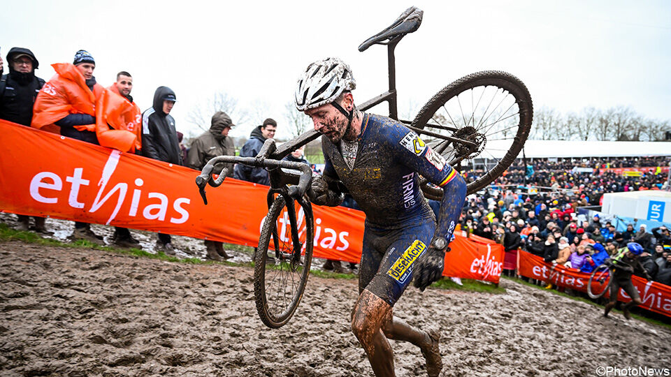 Toon Aerts kennen we vooral uit het veld.