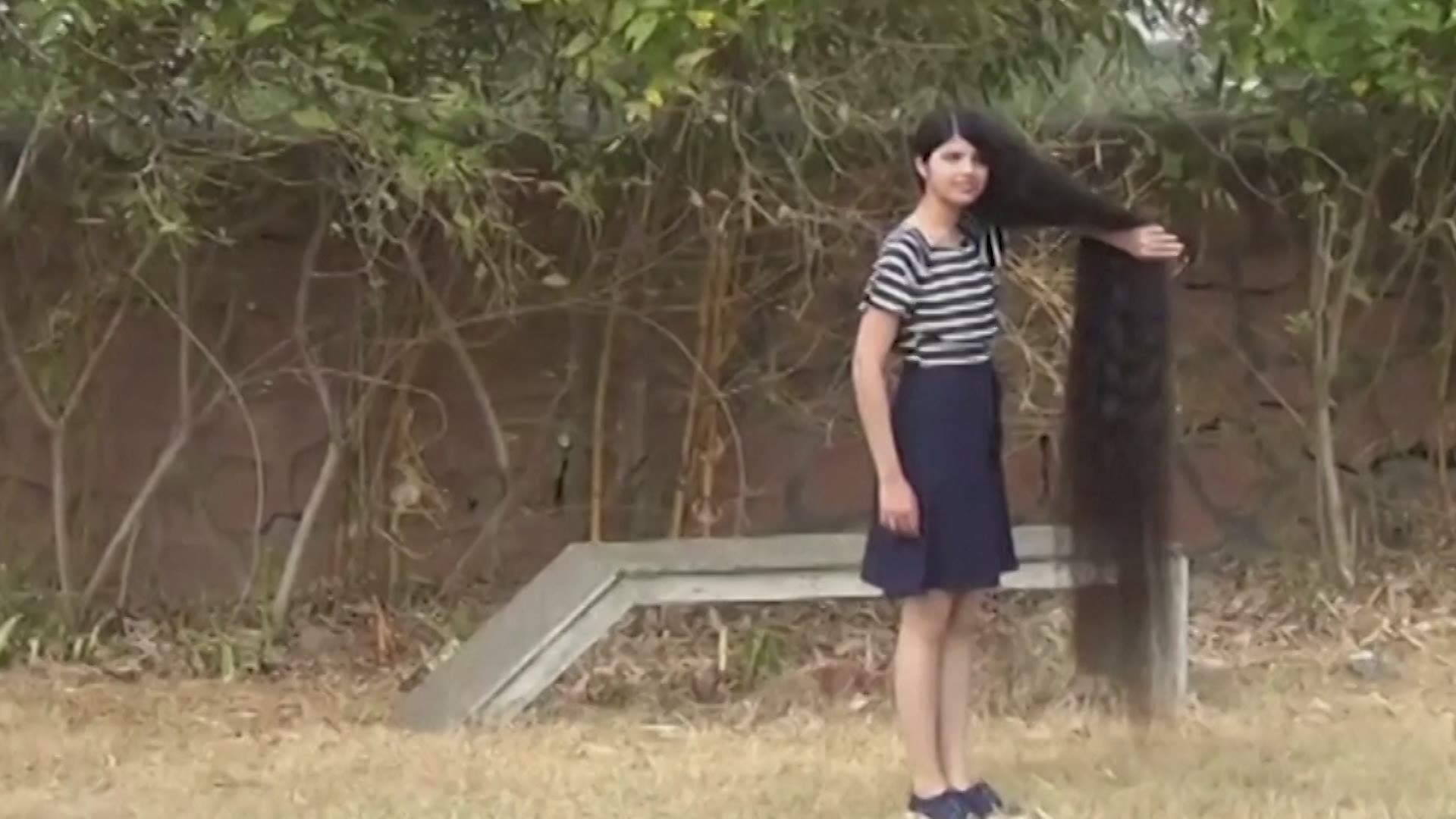 Nilanshi Patel, het meisje met het langste haar van de hele wereld