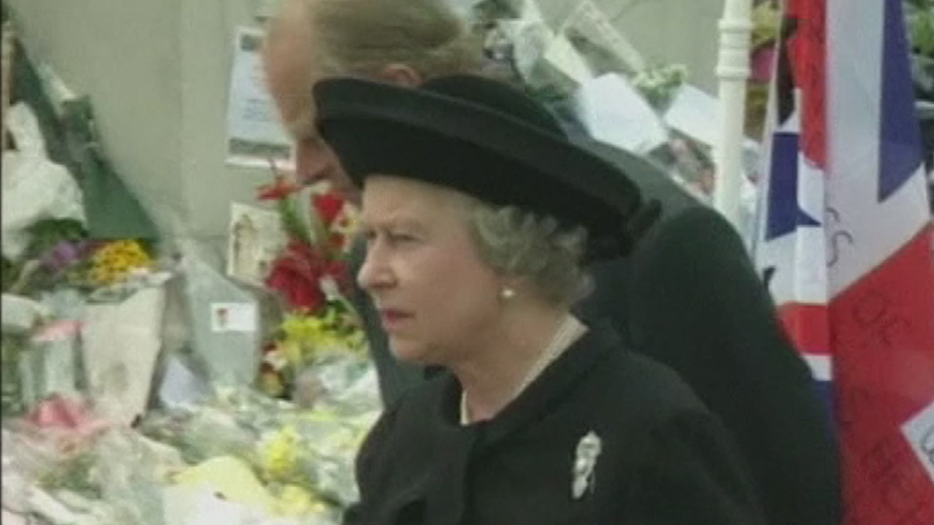 Queen Elizabeth II zit 70 jaar op de troon: hoe ze kalmpjes alle