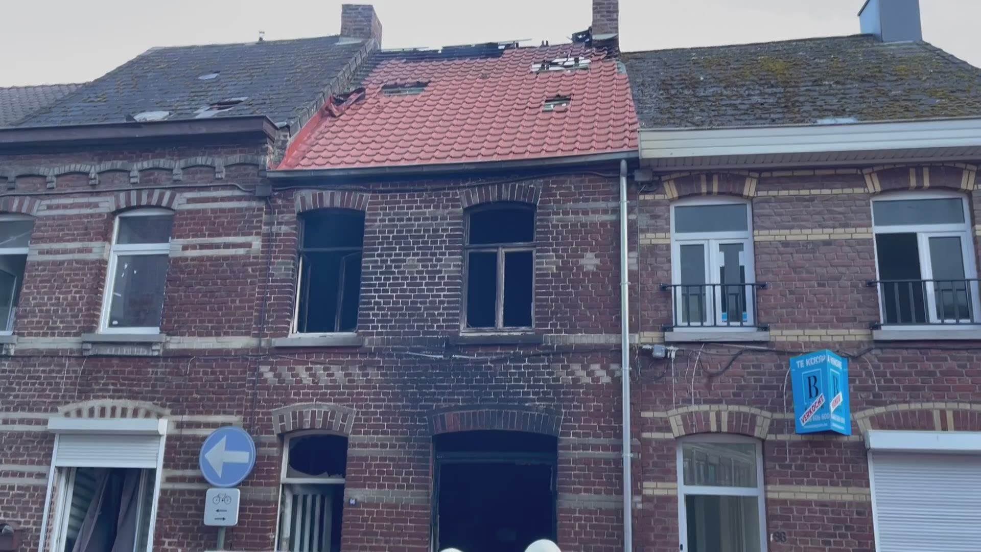 Vrouw van 69 komt om in zware woningbrand in centrum Ronse: buurt ...