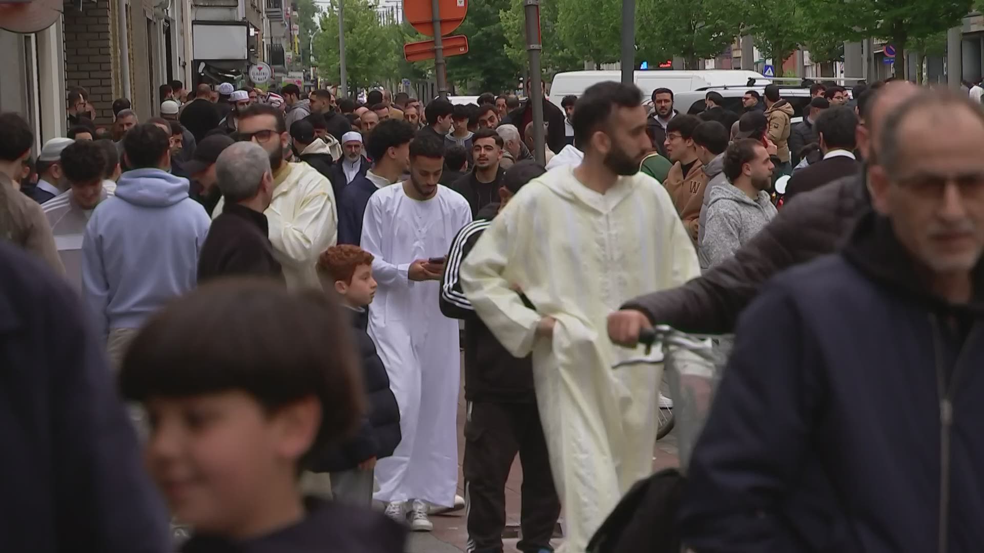 Moslims vieren vanaf vandaag het Offerfeest "Het is de bedoeling om te