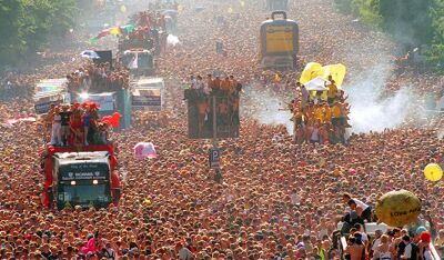 Met 1,5 miljoen bezoekers was de editie van de Love Parade in 1999 de grootste ooit.