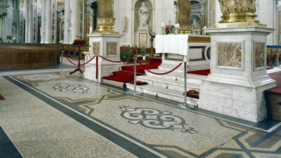 Italiaanse terrazzovloer in de basiliek