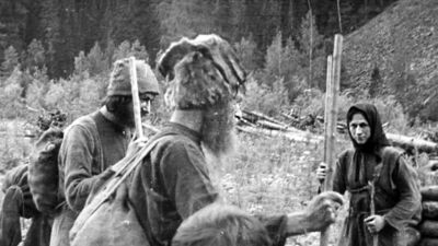 Dmitri, Savin en Agafia
