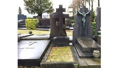 Graf van Ivan Denovian (Deneuve) op de begraafplaats van Elsene