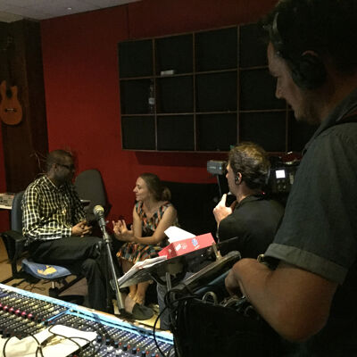 bij Youssou N'Dour in Dakar, Senegal