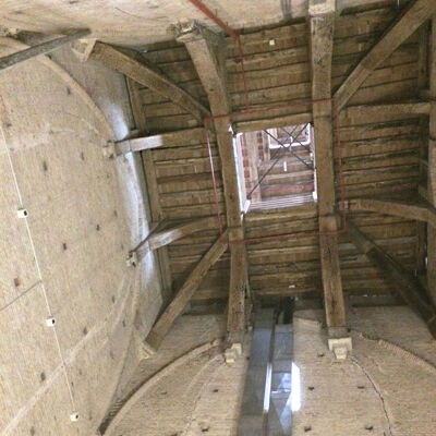 Op de eerste verdieping van de kerktoren