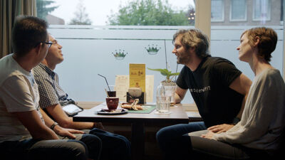 Op café met Jaak, Tom, Lieven en Lynn.
