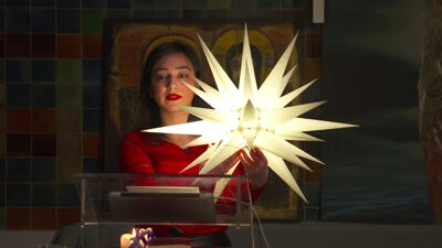 Hayarpi Tamrazyan tijdens de kerstviering