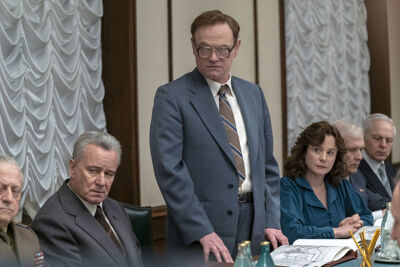 Stellan Skarsgård, Jared Harris en Emily Watson