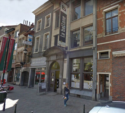 La Bellone, straatgevel aan de Vlaamse steenweg