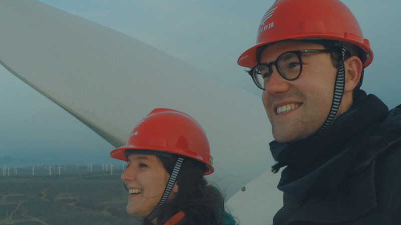 Natalie en Jonas nemen ook hernieuwbare energie onder de loep. Daardoor komt ook windenergie aan bod.