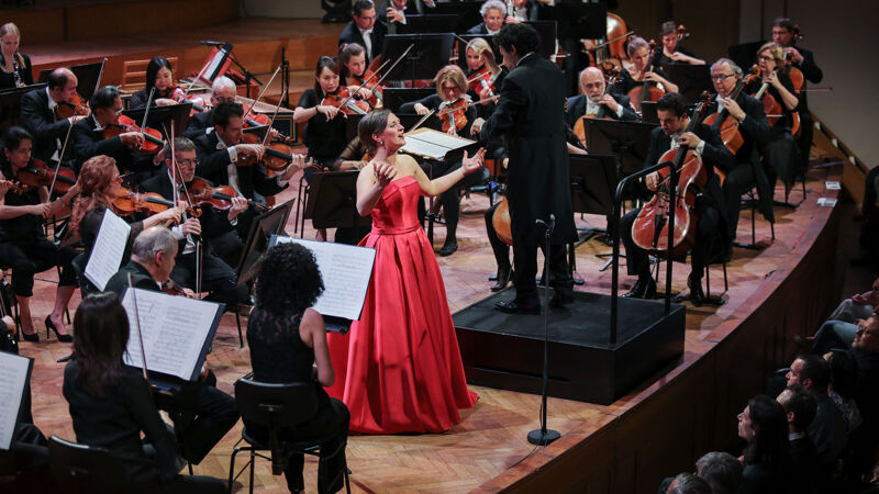 Charlotte Wajnberg tijdens haar finale in Bozar.