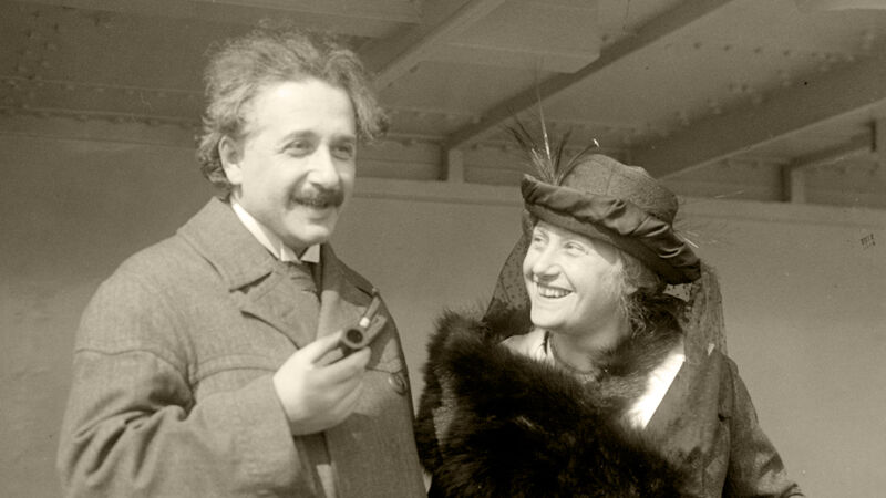 Albert Einstein en zijn vrouw Elsa
