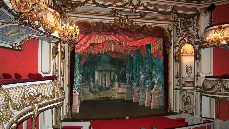 Theater van Chimay: zicht op het podium