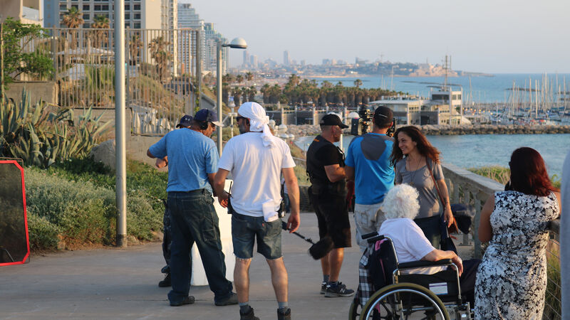 Filmopnames in de boomende stad Tel Aviv.