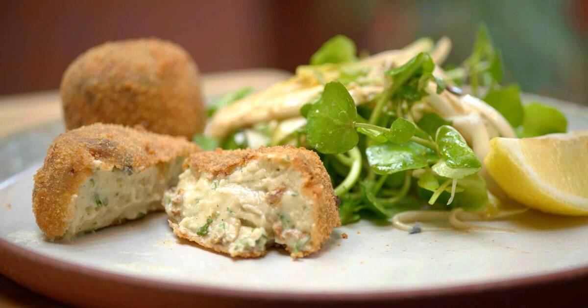 Champignon-kaaskroketten met witloofsalade recept Jeroen Meus