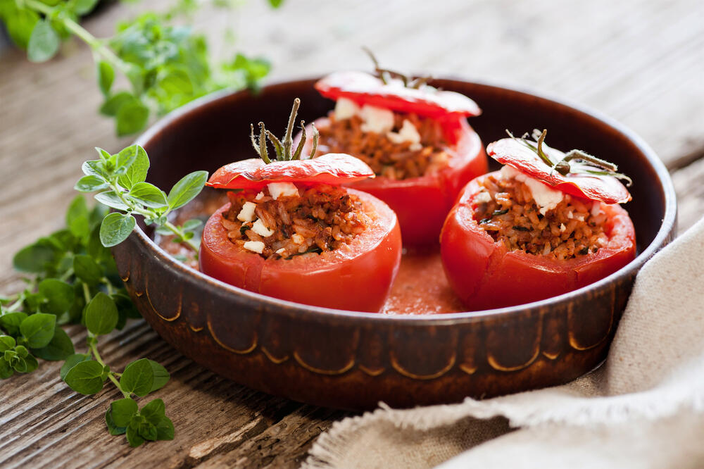 Laatste Onbekwaamheid Extractie Heb je een recept voor gevulde tomaten met quorngehakt? | Dagelijkse kost