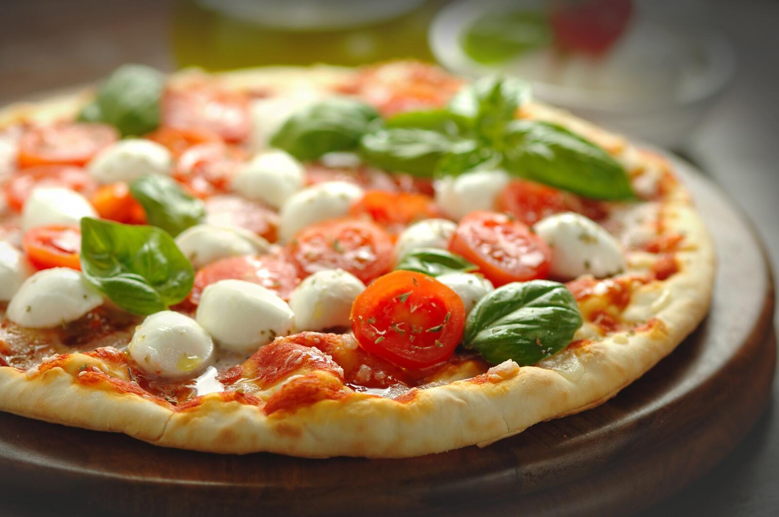 Berg kleding op versneller hoop Hoe gebruik ik een pizzasteen in de oven? | Dagelijkse kost