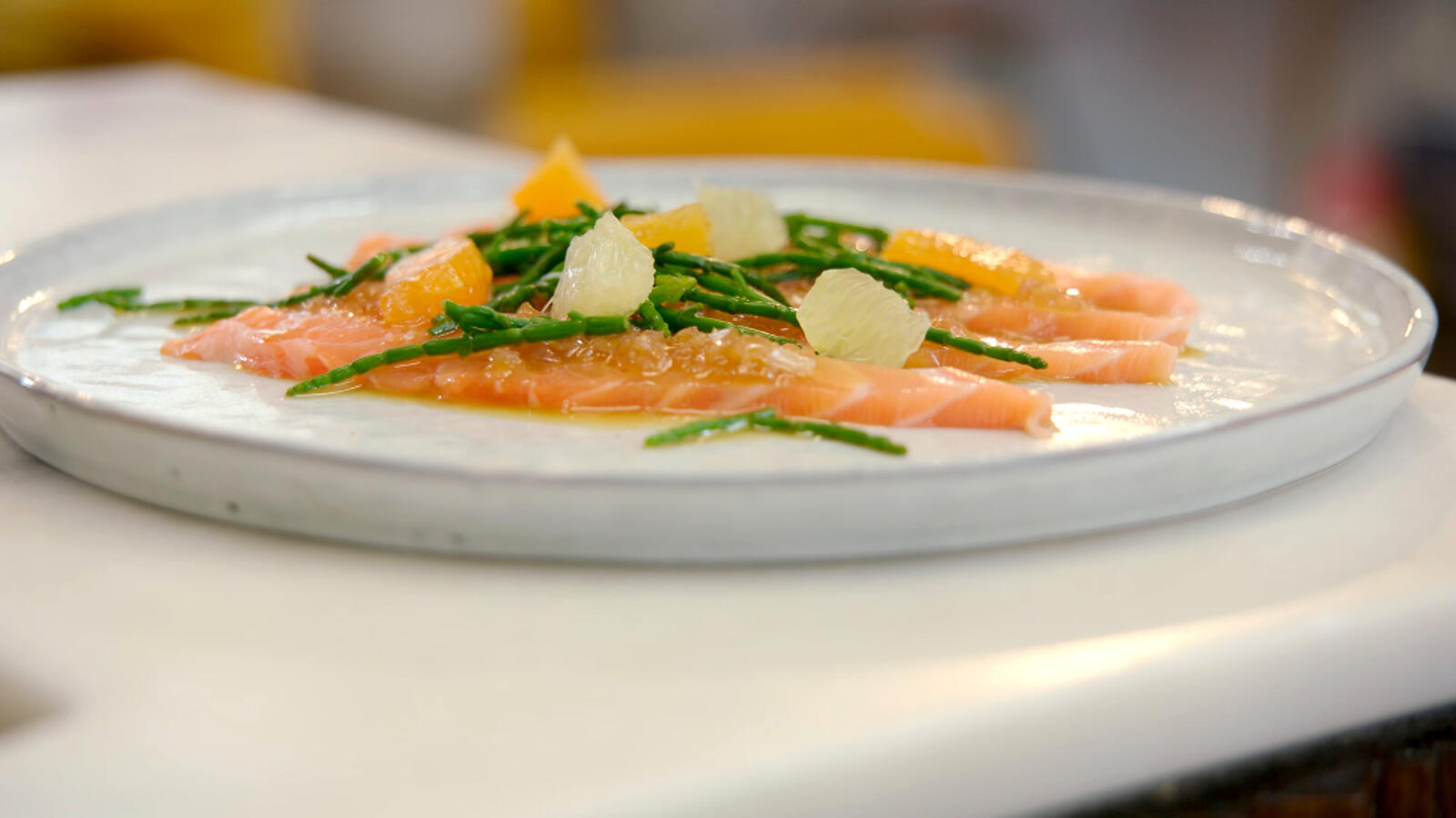 Carpaccio van zalm met citrusvinaigrette