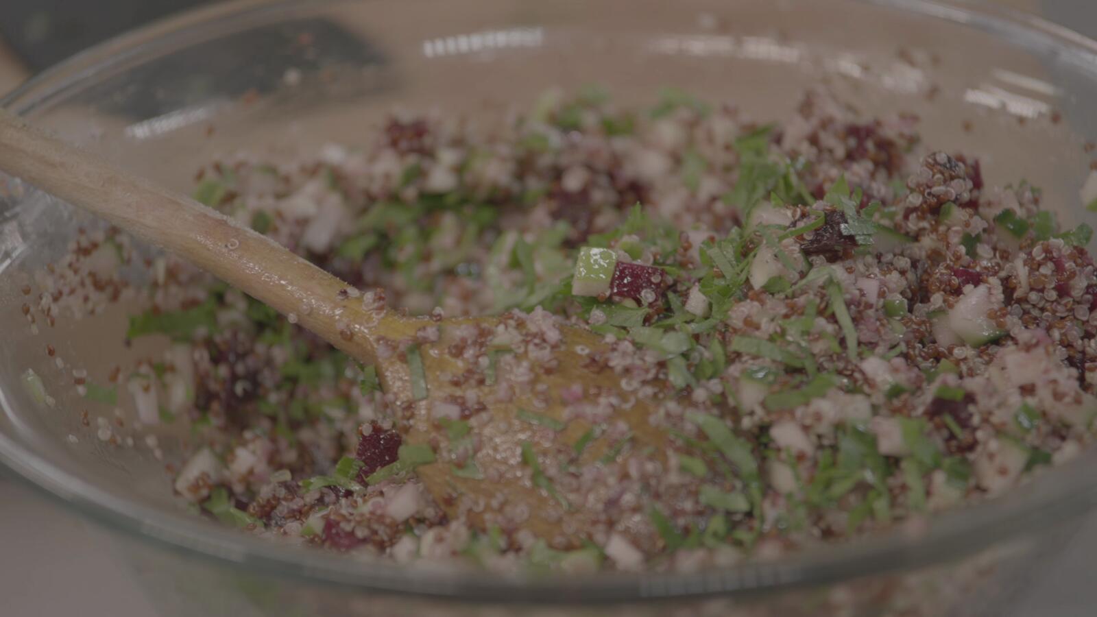 Zalm Met Quinoa En Yoghurt Met Rode Biet Dagelijkse Kost