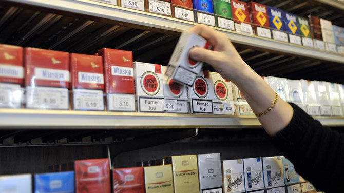 Supermarkets violating Tobacco Law