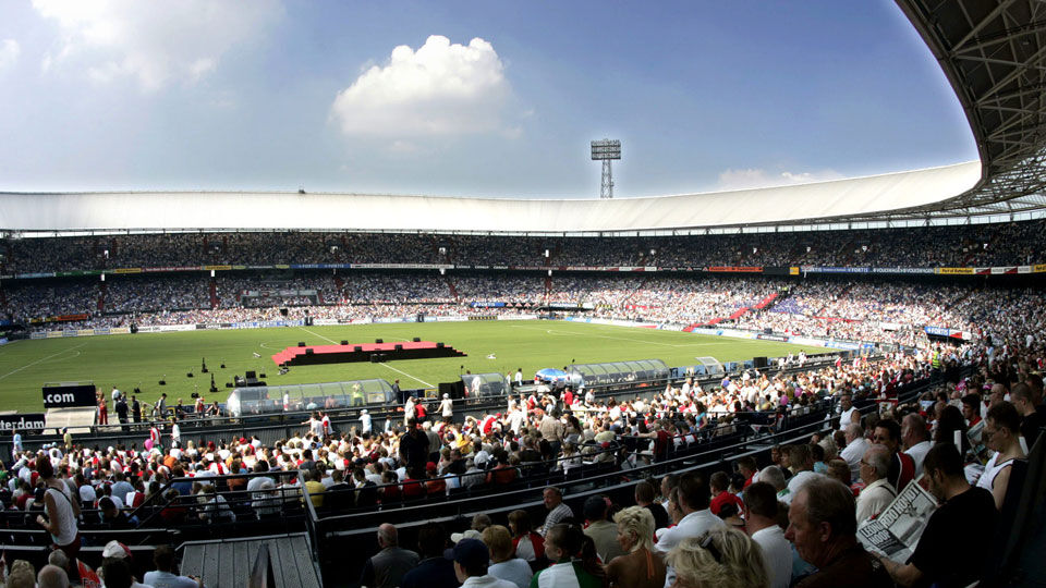 Feyenoord-fans krijgen eigen vak op Rotterdamse ...