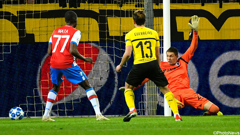 Het journaal laat met o.a. de 0-0 van Club Brugge tegen ...