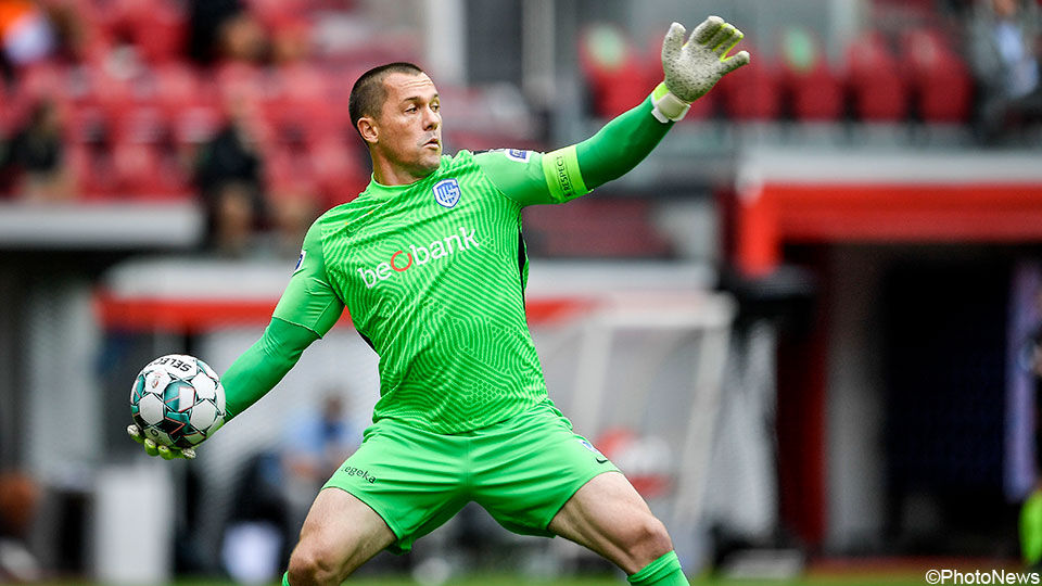 Racing Genk-doelman Danny Vukovic test positief op corona ...