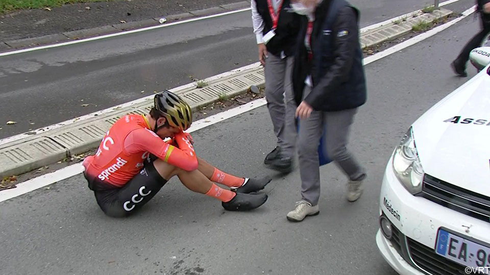 Greg Van Avermaet falls and gives up in Liège, fear of fracture |  Liège-Bastogne-Liège