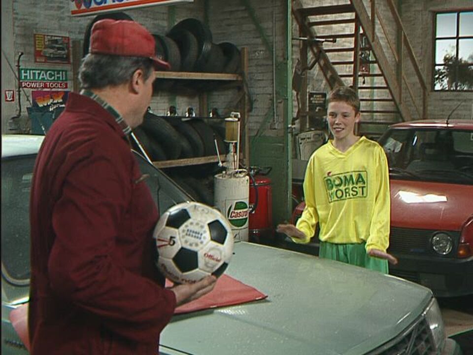 FC De Kampioenen - 1 (9) | VRT MAX