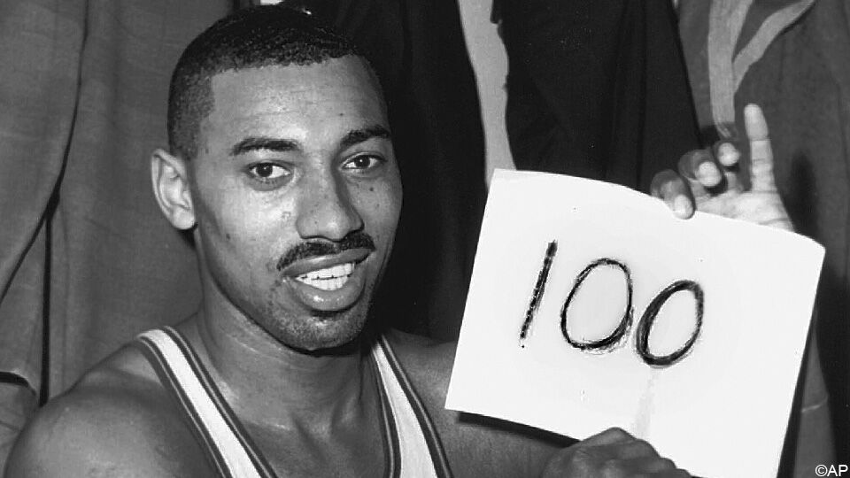 100 очков Уилта Чемберлена, лучший рекорд НБА?  «Может быть, он никогда не ломался» |  НБА