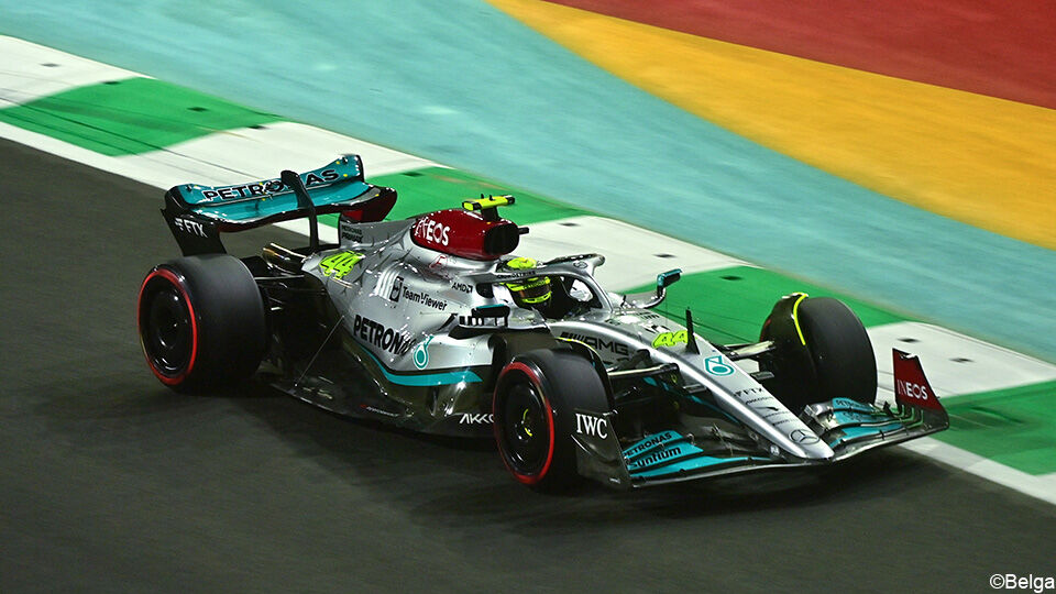 Льюис Хэмилтон не выживает в первой саудовской квалификации |  Формула 1