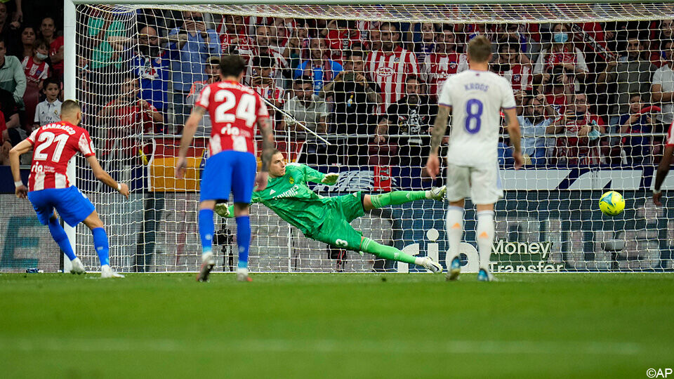 Live: Yannick Carrasco apre le marcature con un calcio di rigore nel derby di Madrid |  La Liga Santander 2021/2022