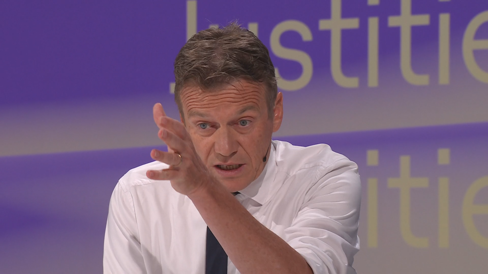 "Hoop is geen goede strategie": Tommy Wieringa over zijn essay