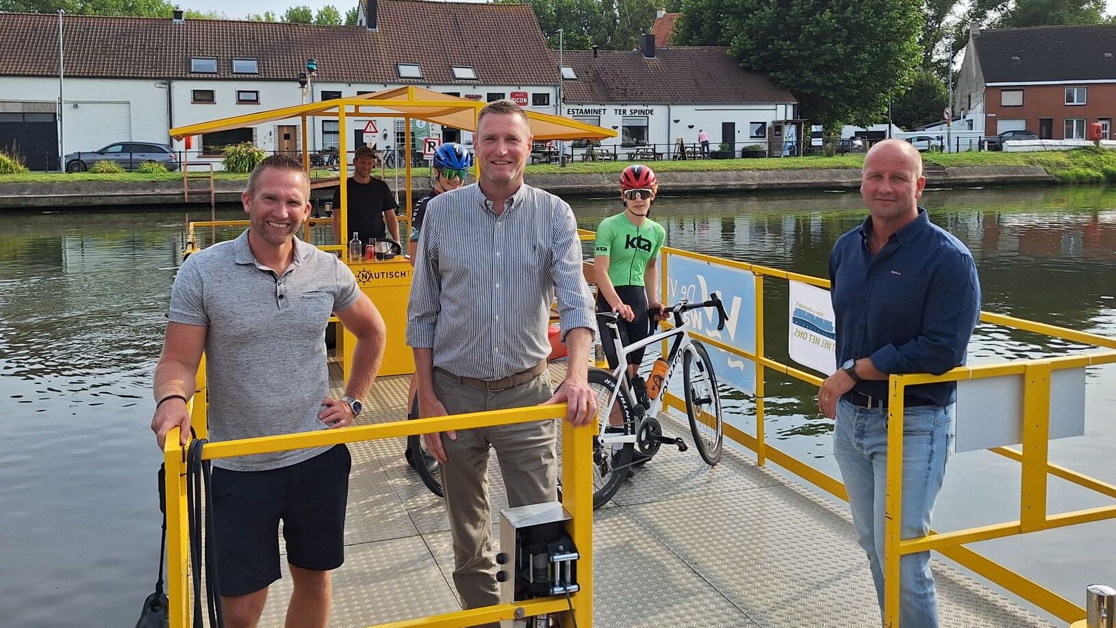 Mogli italiane a culo nudo treat her right and go with