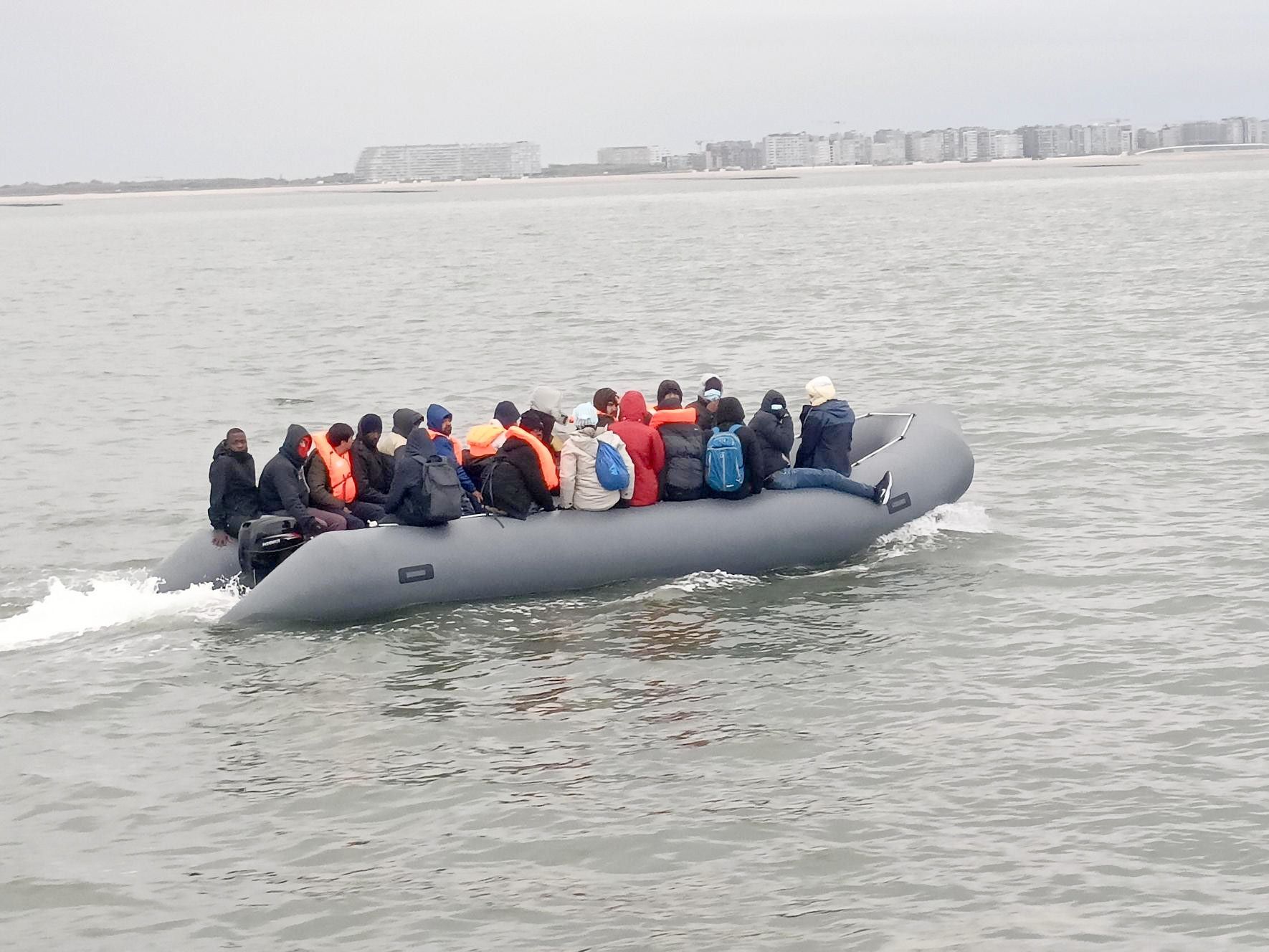 Small boats crisis won't simply be sorted by UK cash” | VRT NWS: news