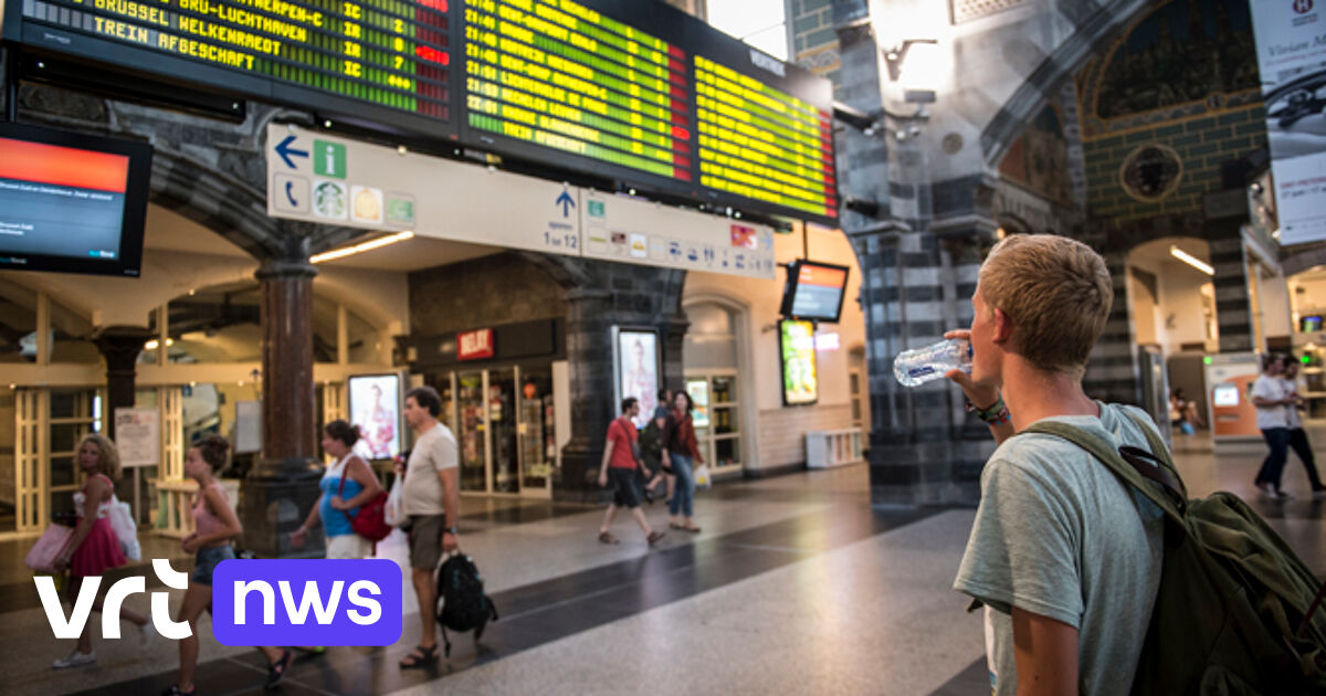 Clear Channel lands mega contract for advertising in train stations