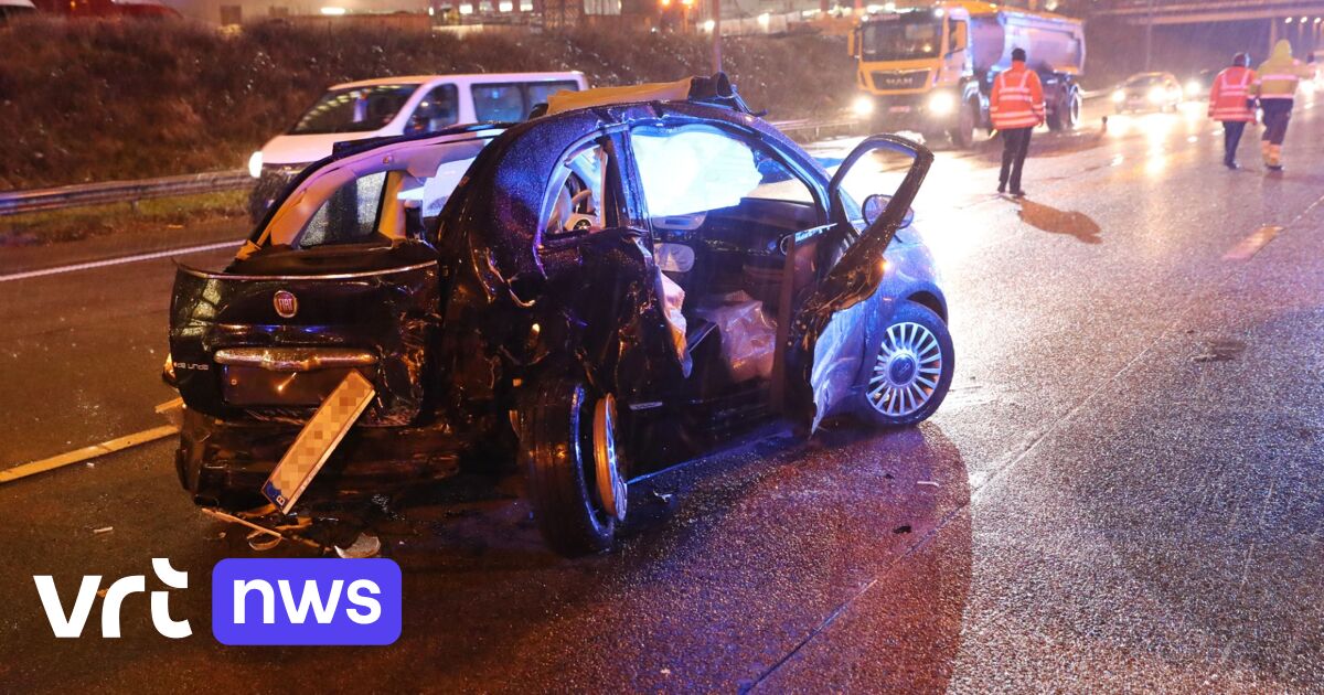 Rushhour misery after multivehicle accident on Antwerp Orbital VRT