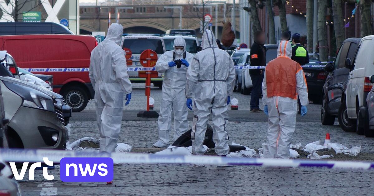 Antwerpen Wieder Autos durch Sprengkörper beschädigt VRT NWS