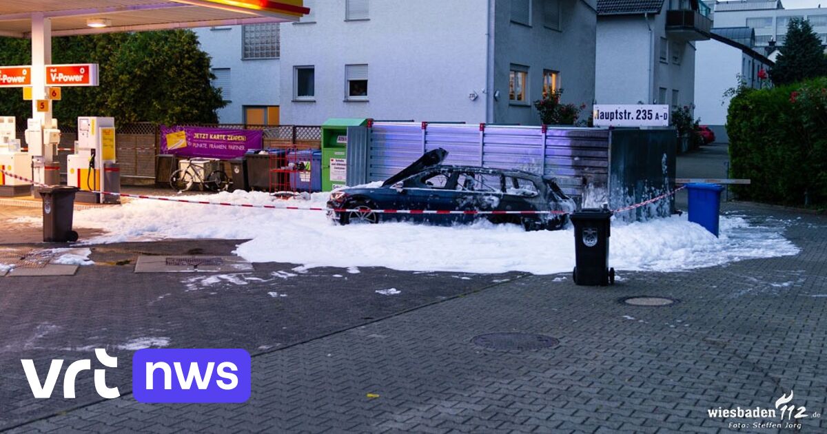 Bestuurder tankt fout en probeert benzine met stofzuiger uit tank te halen geen goed idee, wat