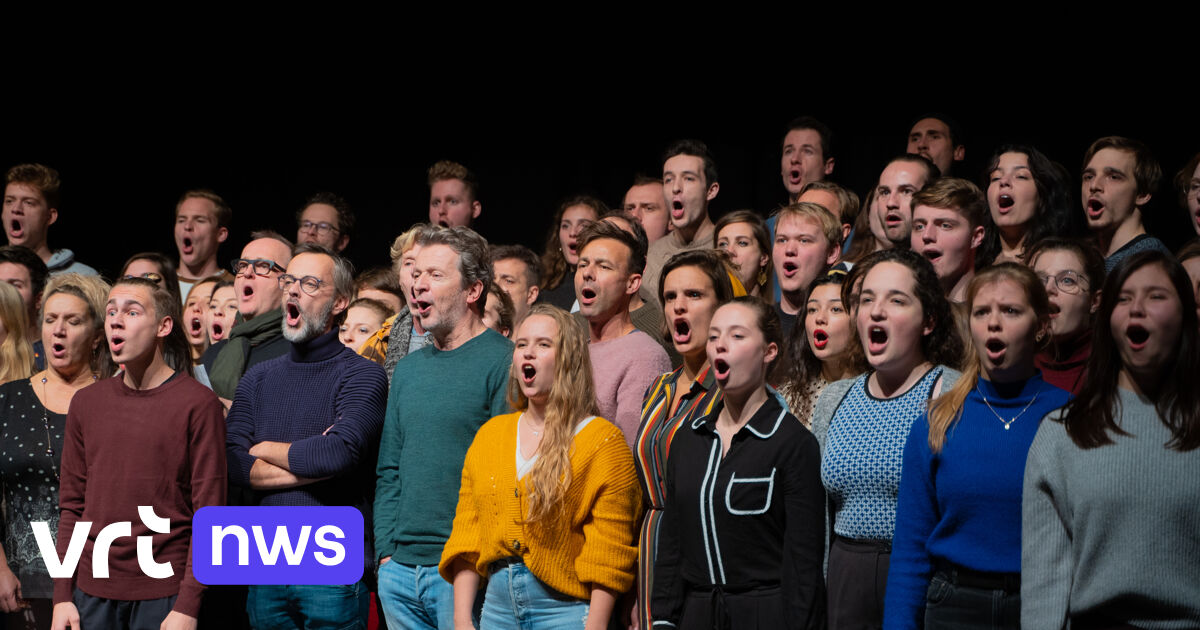 Musicalacteurs zingen protestlied uit Musicalacteurs zingen protestlied uit