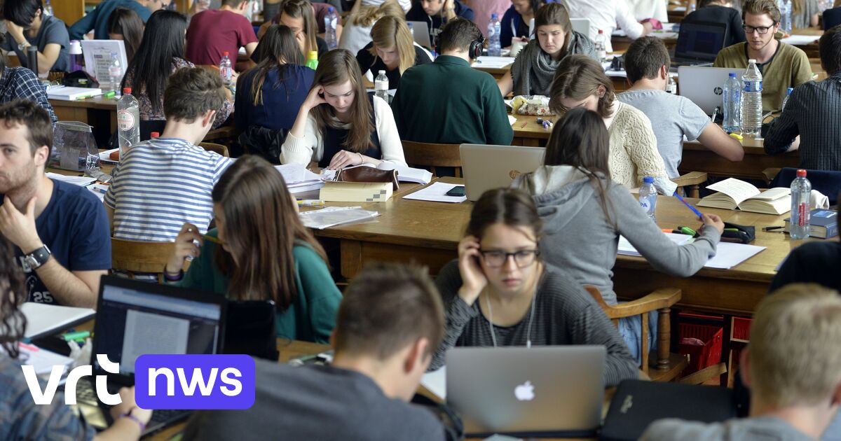 Na twee jaar moeten studenten van KU Leuven op alle eerstejaarsvakken