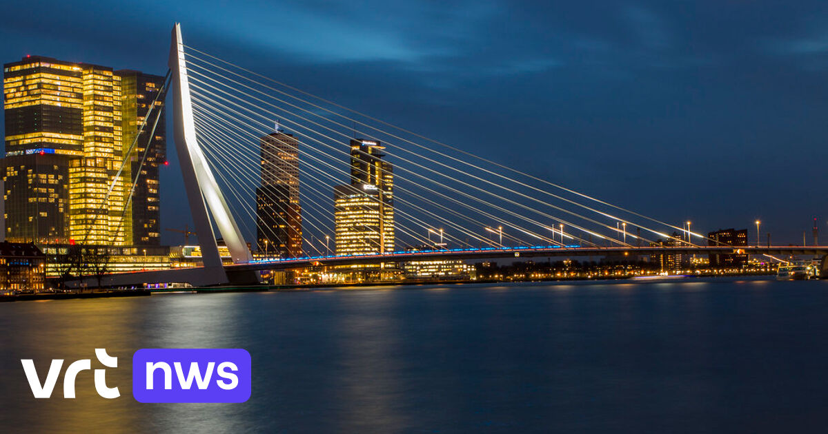 Everyone could change the color of Erasmus Bridge in Rotterdam