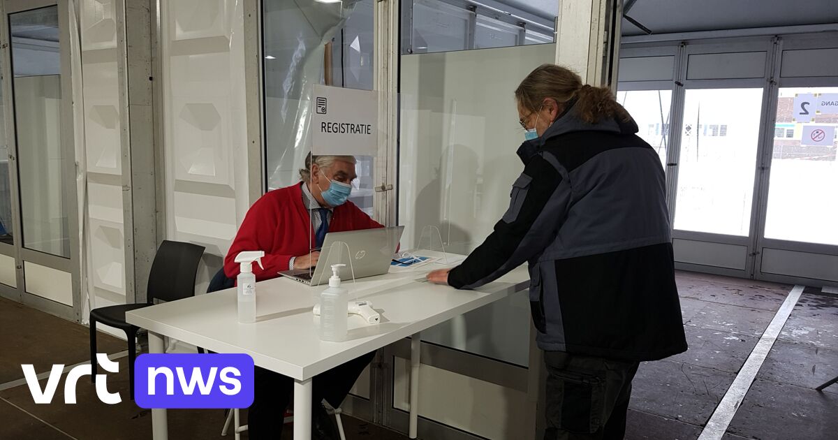 Testdag vaccinatiecentra Turnhout en Weelde vlot verlopen: "Alleen nog  enkele details bijsturen" | VRT NWS: nieuws