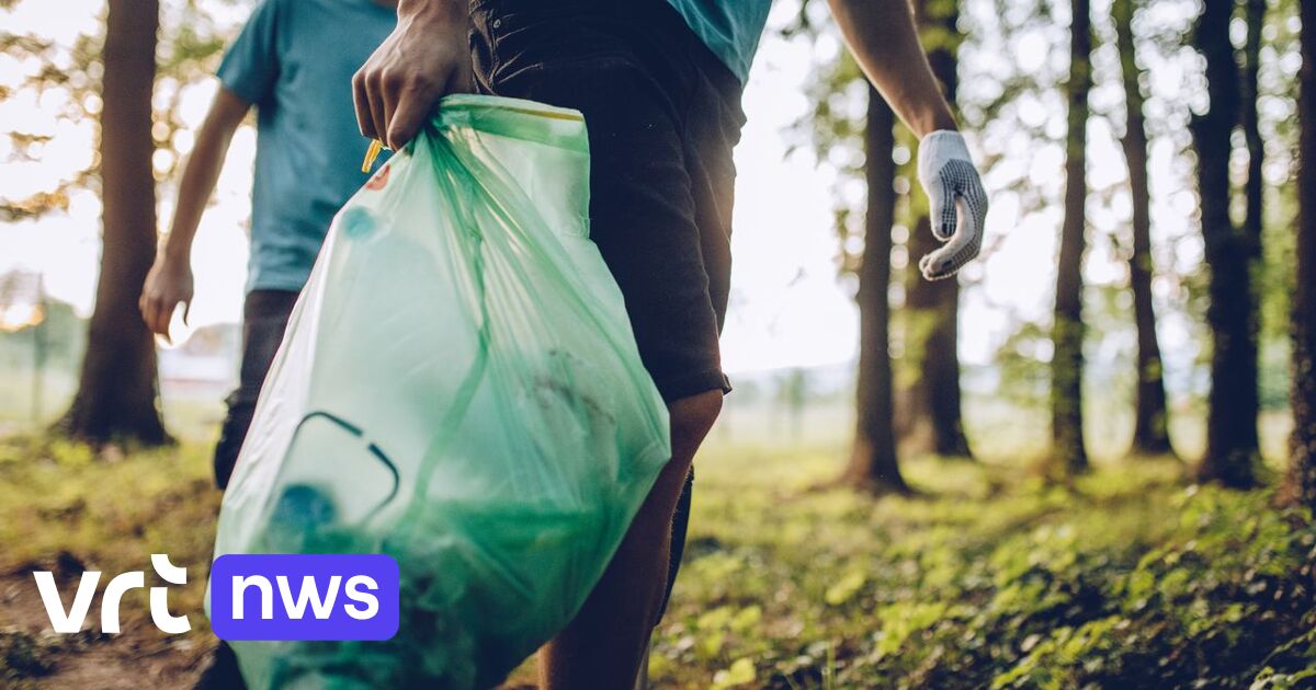 Extra controles om sluikstorters in natuurgebieden te vatten: “Vooral zwerfvuil aan banken is een probleem” .