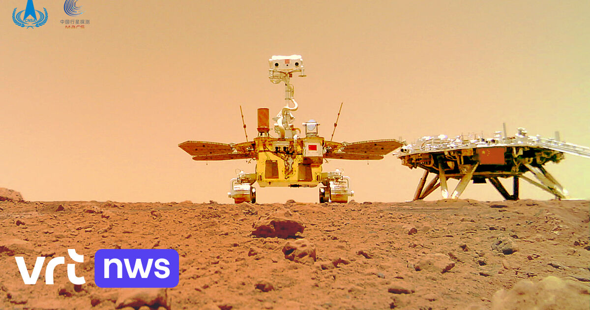 “Where’s Wall-E?”  Chinese robot car Zhurong sends selfie from Mars