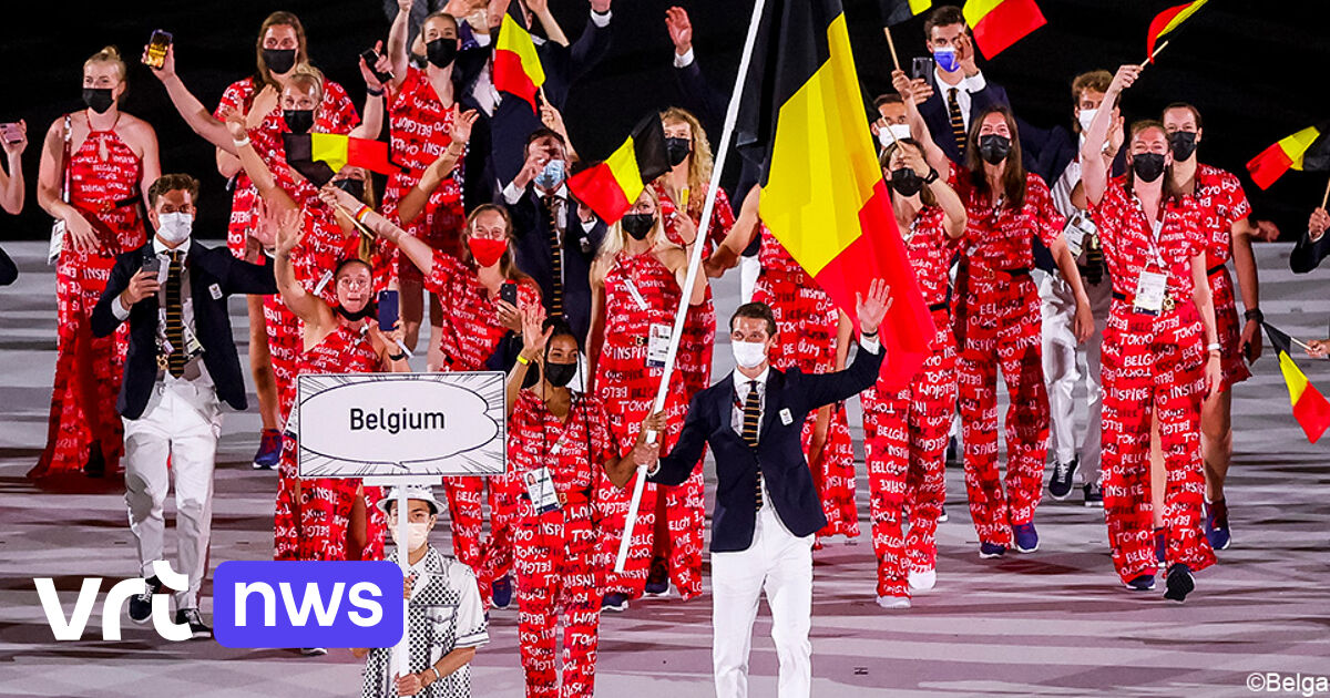 Vingt-deux Athlètes Belges Défilent Lors De La Cérémonie D'ouverture ...